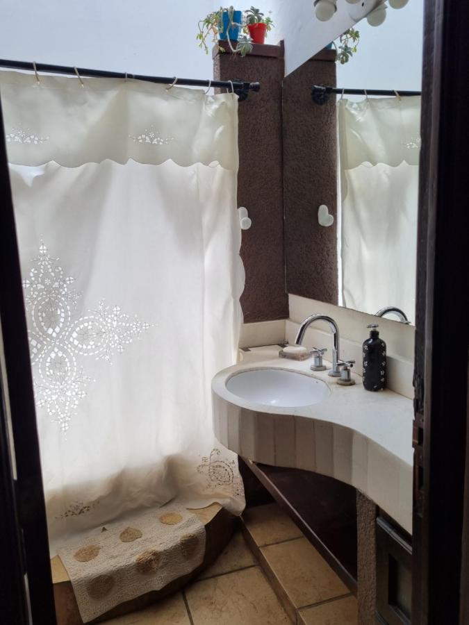 סלטה Hostal Las Rosas מראה חיצוני תמונה