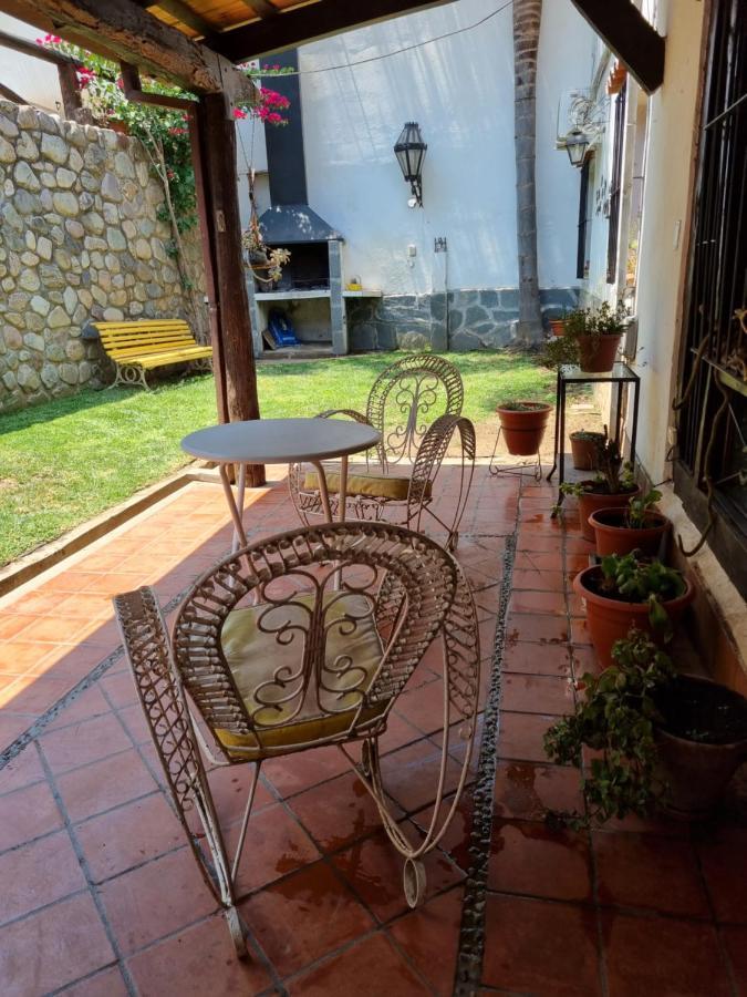 סלטה Hostal Las Rosas מראה חיצוני תמונה