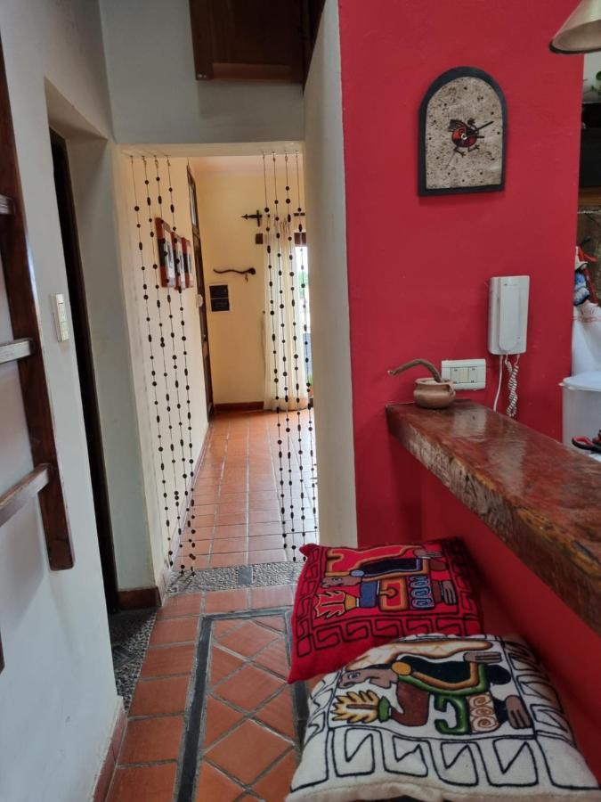 סלטה Hostal Las Rosas מראה חיצוני תמונה