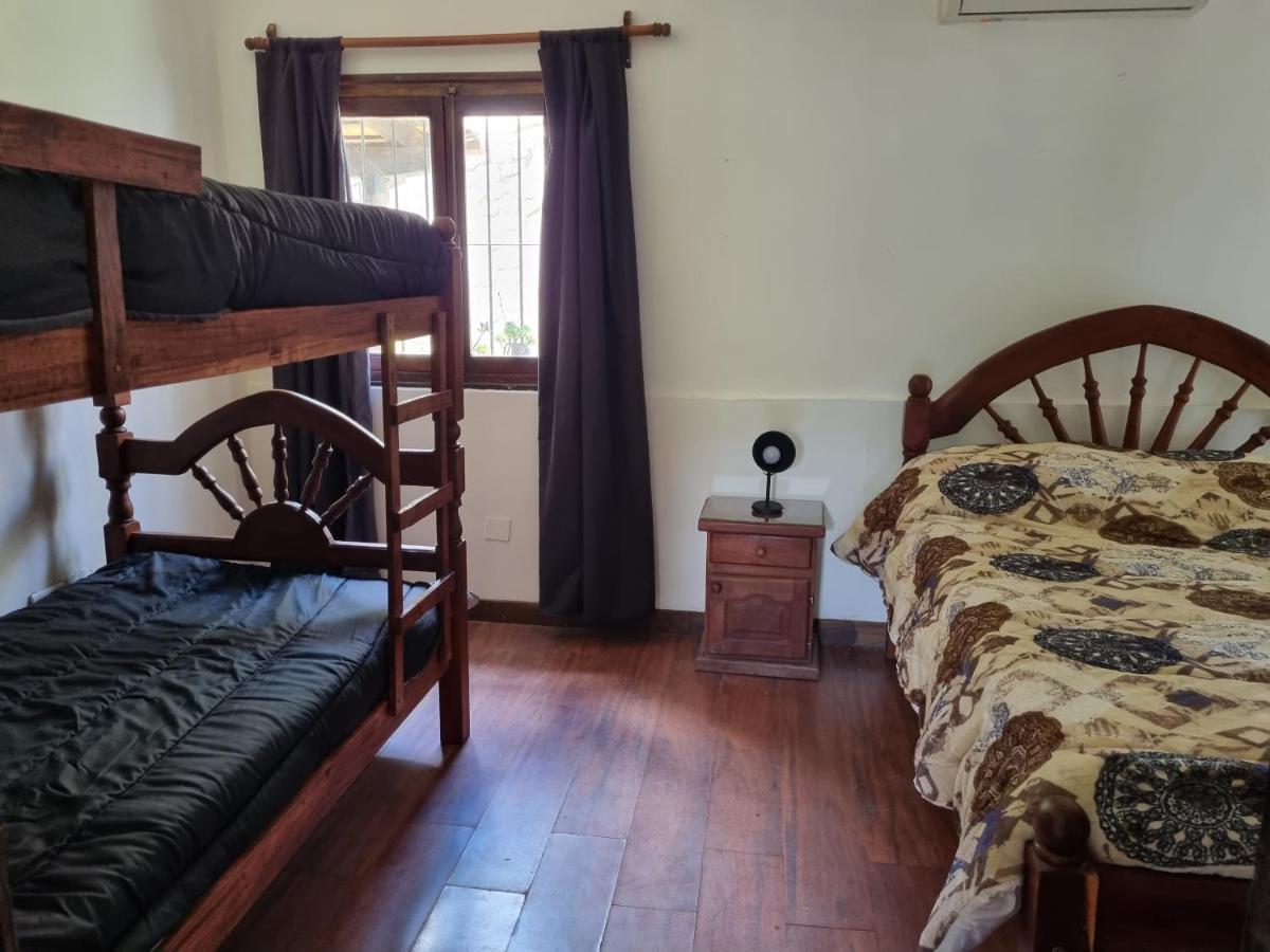 סלטה Hostal Las Rosas מראה חיצוני תמונה